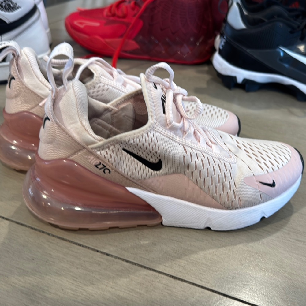 Nike Pink Air Max 270 Sneakers with Modern Design